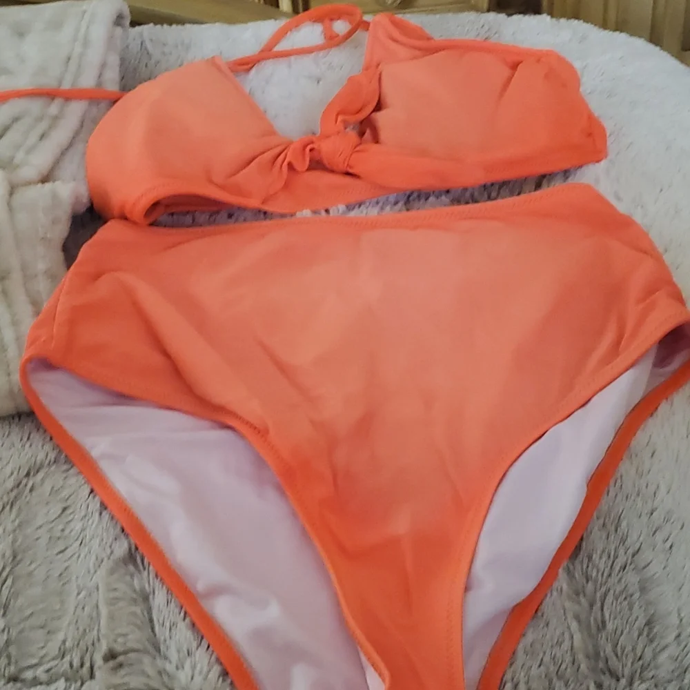 Swimsuit - Picture 1 of 5